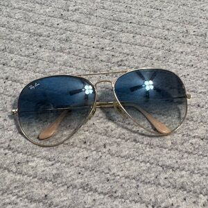 Ray-Ban women’s Blue Gradient Aviator Sunglasses with Gold Frame